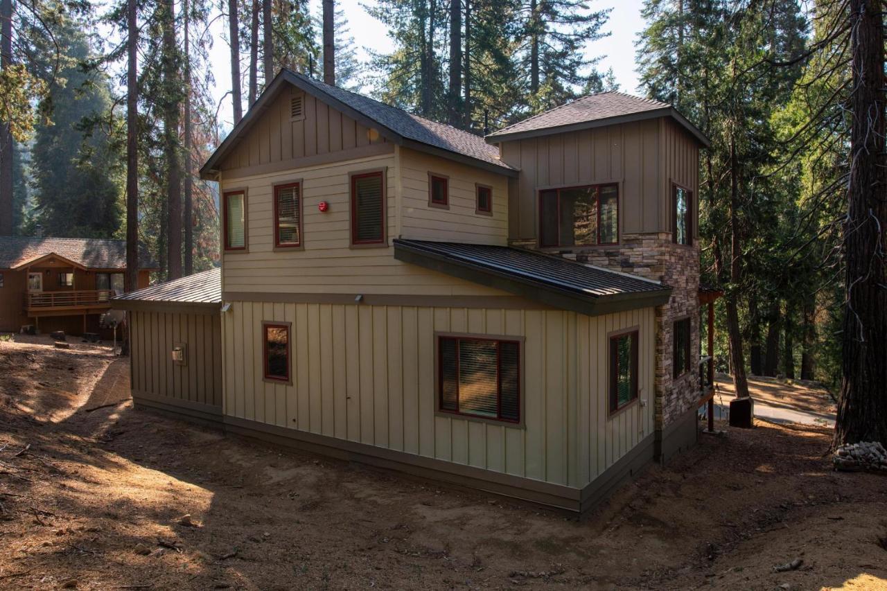 Boulder Ridge Villa Yosemite West Exterior photo